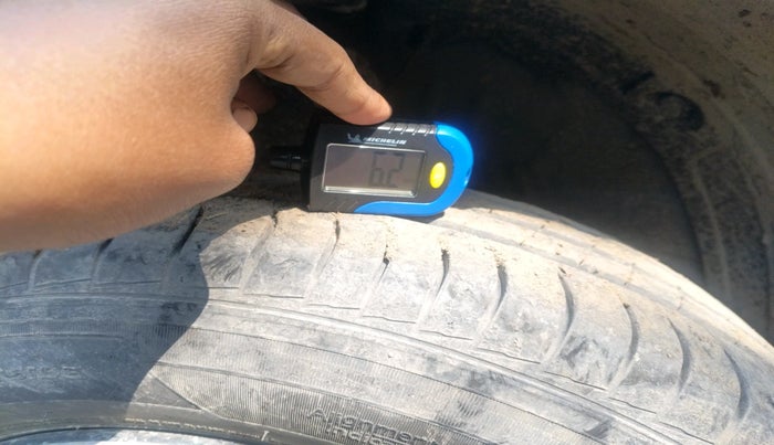 2019 Hyundai VENUE S 1.2, Petrol, Manual, 18,179 km, tyre