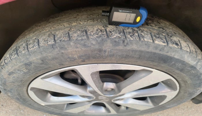 2016 Hyundai Elite i20 ASTA 1.2, Petrol, Manual, 42,382 km, tyre