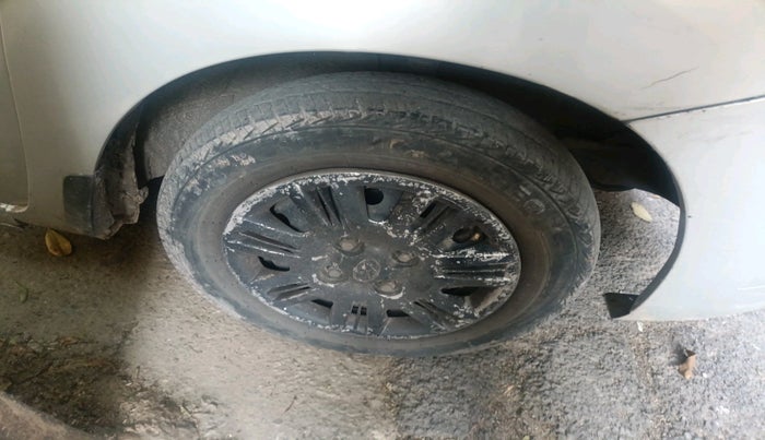 2013 Maruti Wagon R 1.0 LXI CNG, CNG, Manual, 1,14,629 km, tyre