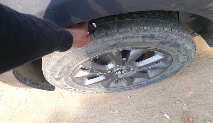 2019 Hyundai Elite i20 SPORTZ PLUS 1.2, Petrol, Manual, 32,033 km, tyre