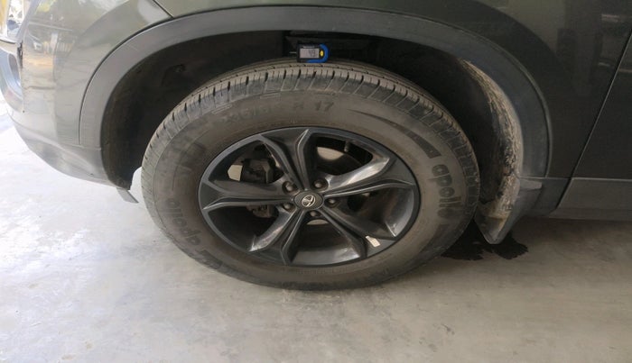 2021 Tata Harrier XT 2.0L KRYOTEC, Diesel, Manual, 40,983 km, tyre