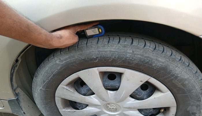 2011 Toyota Corolla Altis J DIESEL, Diesel, Manual, 1,89,165 km, tyre