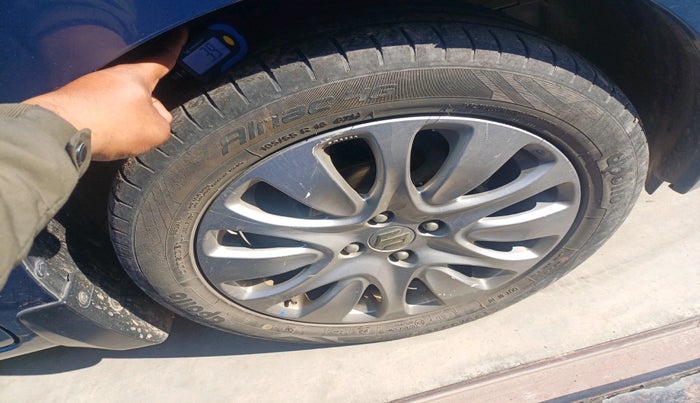 2016 Maruti Baleno ALPHA PETROL 1.2, Petrol, Manual, 49,707 km, tyre