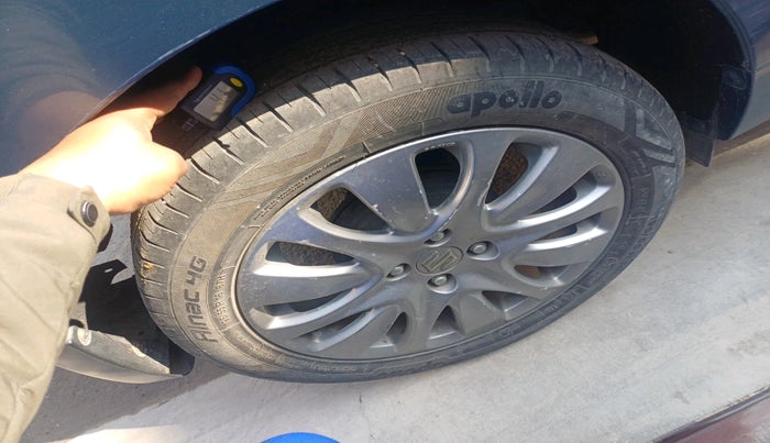 2016 Maruti Baleno ALPHA PETROL 1.2, Petrol, Manual, 49,707 km, tyre