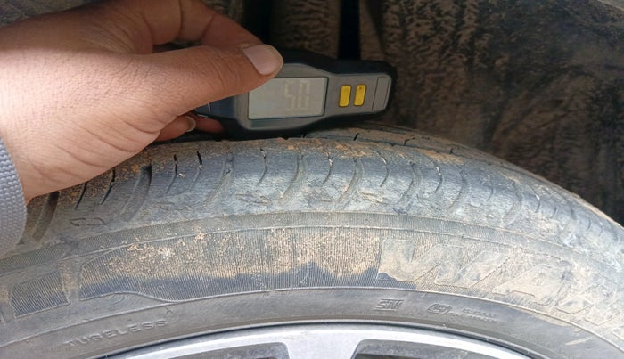 2023 Maruti XL6 ZETA CNG, CNG, Manual, 36,085 km, tyre