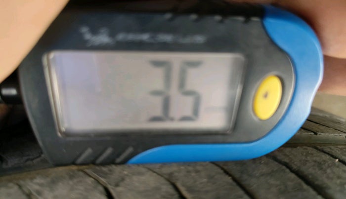 2009 Hyundai i20 ASTA 1.2, Petrol, Manual, 74,917 km, tyre