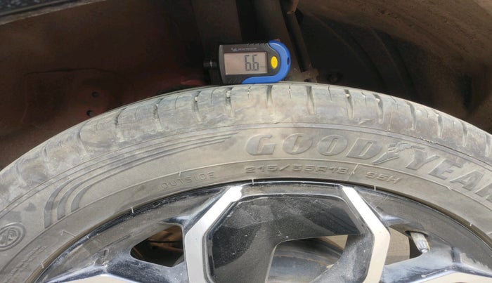 2025 Tata Curvv Accomplished S 1.2 Petrol 7DCA, Petrol, Automatic, 8,454 km, tyre