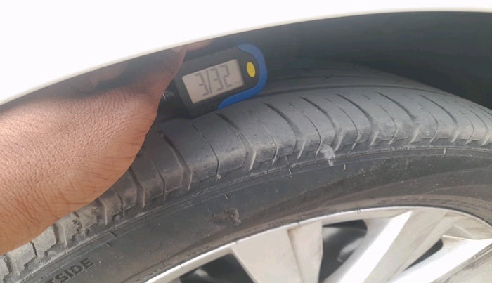 2022 Volkswagen VIRTUS HIGHLINE TSI 1.0 MT, Petrol, Manual, 57,376 km, tyre