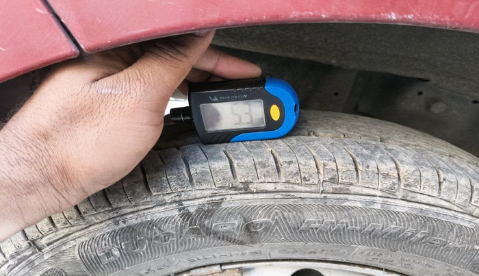 2013 Hyundai Eon ERA +, Petrol, Manual, 54,274 km, tyre