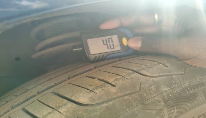 2019 Maruti Ciaz ALPHA  AT 1.5 SHVS PETROL, Petrol, Automatic, 74,664 km, tyre