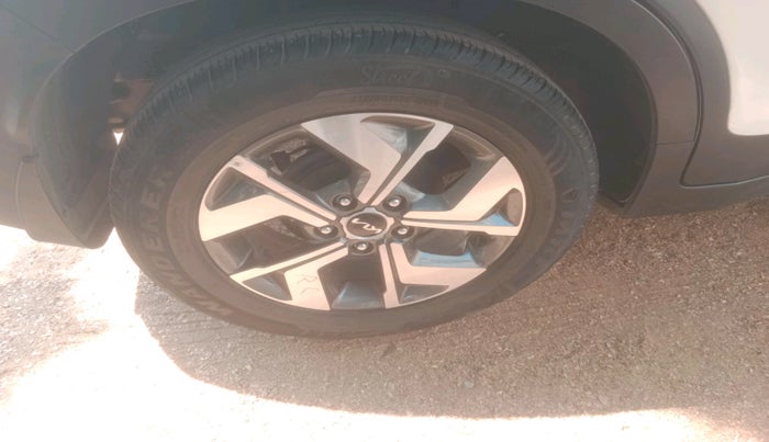 2023 KIA SONET HTX 1.0 TURBO PETROL IMT, Petrol, Manual, 29,774 km, tyre