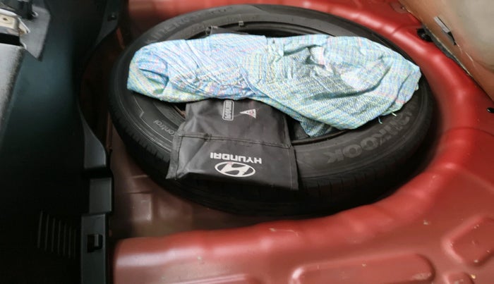 2019 Hyundai VENUE S 1.0 TURBO MT, Petrol, Manual, 80,592 km, tyre