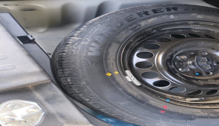 2024 Maruti BREZZA LXI, Petrol, Manual, 22,597 km, tyre