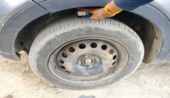 2020 Tata NEXON XM DIESEL, Diesel, Manual, 1,28,416 km, tyre