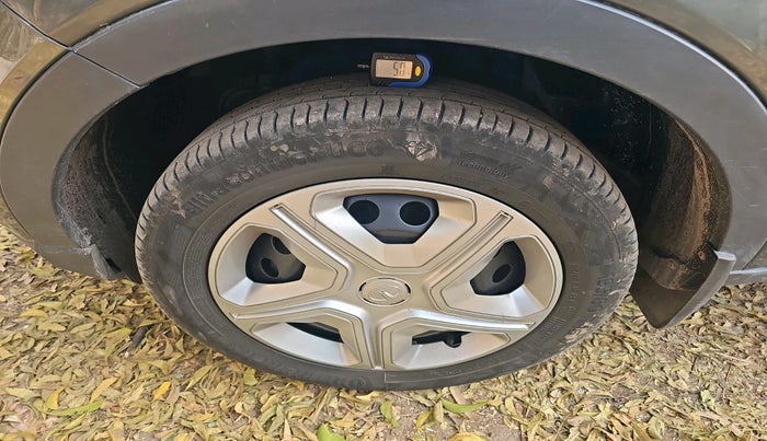 2020 Tata NEXON XM SUNROOF PETROL, Petrol, Manual, 77,591 km, tyre