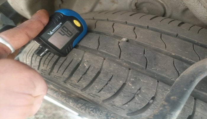 2013 Maruti Ertiga VDI, Diesel, Manual, 1,15,843 km, tyre