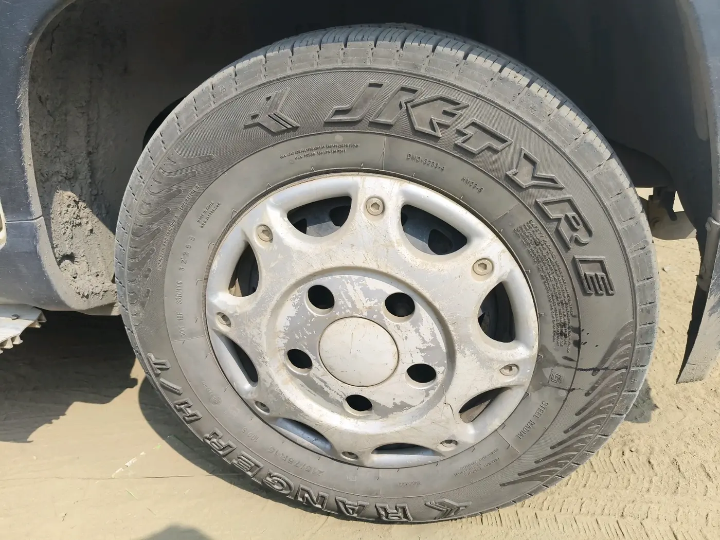 2022 Mahindra BOLERO NEO N 8, Diesel, Manual, 49,532 km, tyre