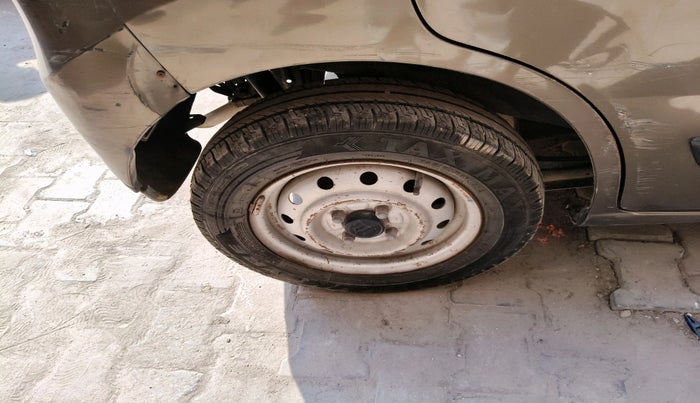 2014 Maruti Wagon R 1.0 LXI CNG, CNG, Manual, 77,502 km, tyre