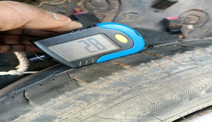 2018 Maruti Wagon R 1.0 LXI CNG, CNG, Manual, 68,894 km, tyre