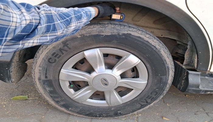 2017 Mahindra Xylo D4, Diesel, Manual, 1,25,324 km, tyre