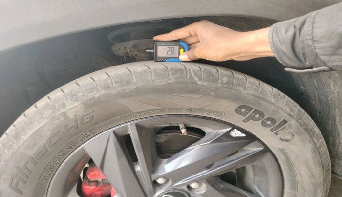 2022 Hyundai Creta S PLUS KNIGHT 1.5 PETROL, Petrol, Manual, 47,744 km, tyre