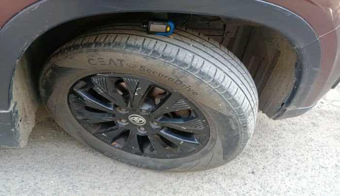 2021 Toyota URBAN CRUISER HIGH GRADE MT, Petrol, Manual, 78,849 km, tyre