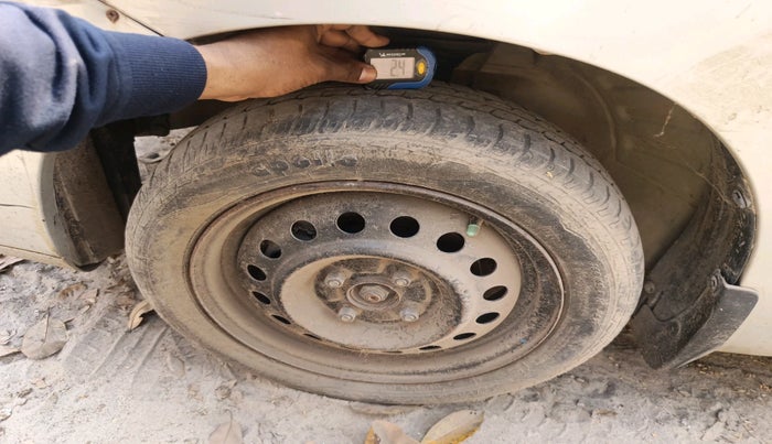 2012 Maruti Wagon R 1.0 VXI, CNG, Manual, 68,748 km, tyre