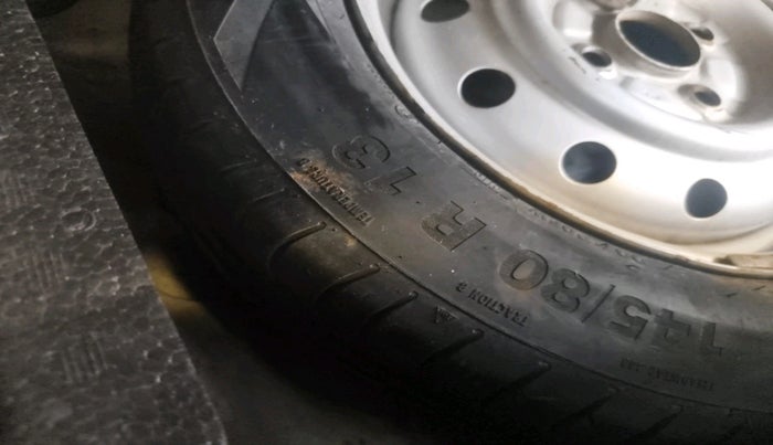 2013 Maruti Wagon R 1.0 LXI, Petrol, Manual, 52,582 km, tyre