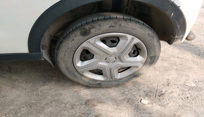 2019 Tata NEXON XM PETROL, Petrol, Manual, 66,646 km, tyre