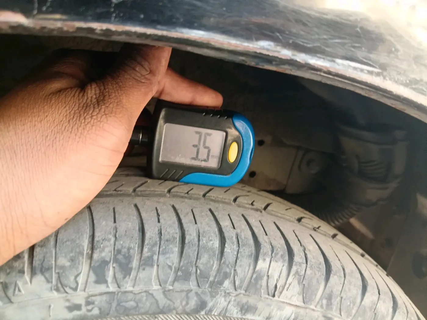 2007 Hyundai Santro Xing XL AT, Petrol, Automatic, 68,560 km, tyre