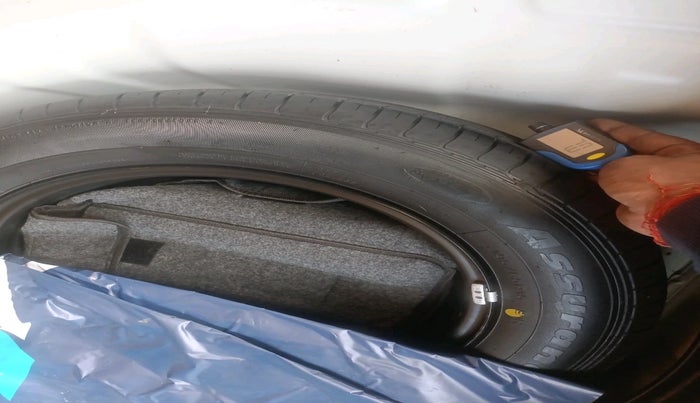 2022 KIA SONET HTK 1.2, Petrol, Manual, 64,547 km, tyre