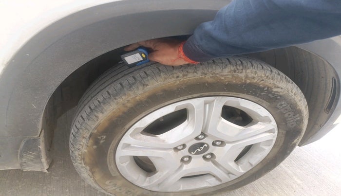 2022 KIA SONET HTK 1.2, Petrol, Manual, 64,547 km, tyre