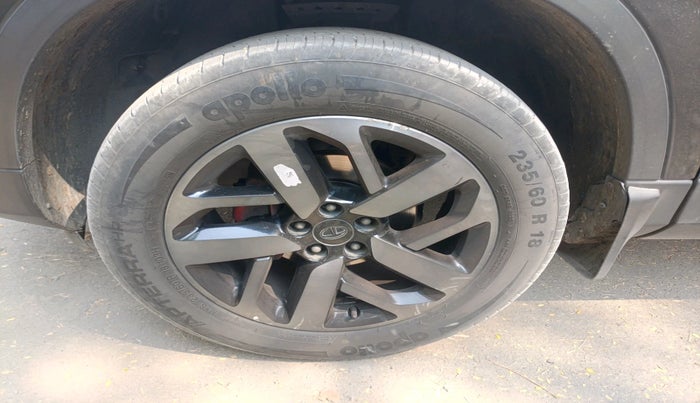 2023 Tata Harrier XZA + O 2.0L RED DARK EDITION 5 STR, Diesel, Automatic, 56,277 km, tyre