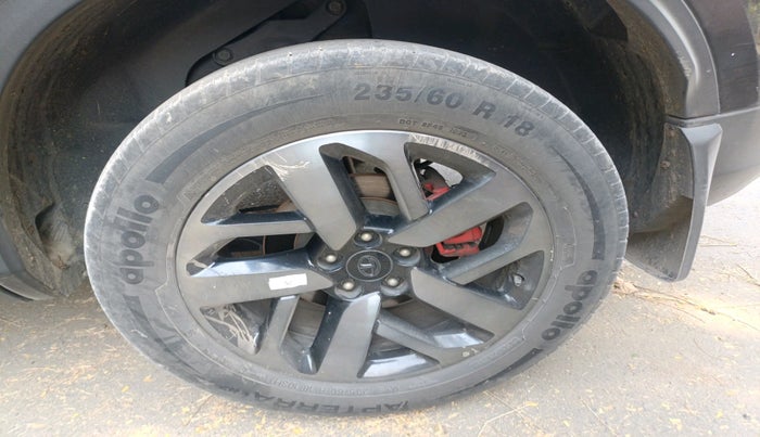 2023 Tata Harrier XZA + O 2.0L RED DARK EDITION 5 STR, Diesel, Automatic, 56,277 km, tyre