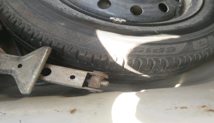 2019 Maruti Dzire VXI, Petrol, Manual, 80,250 km, tyre