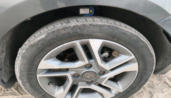 2022 Tata TIGOR XZ PLUS PETROL, Petrol, Manual, 28,900 km, tyre