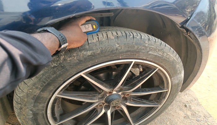 2023 Tata ALTROZ XT PETROL, Petrol, Manual, 19,827 km, tyre