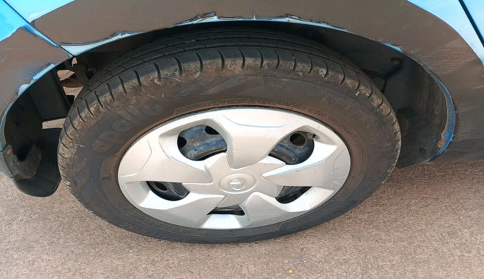 2016 Tata Tiago XT PETROL, Petrol, Manual, 1,30,327 km, tyre