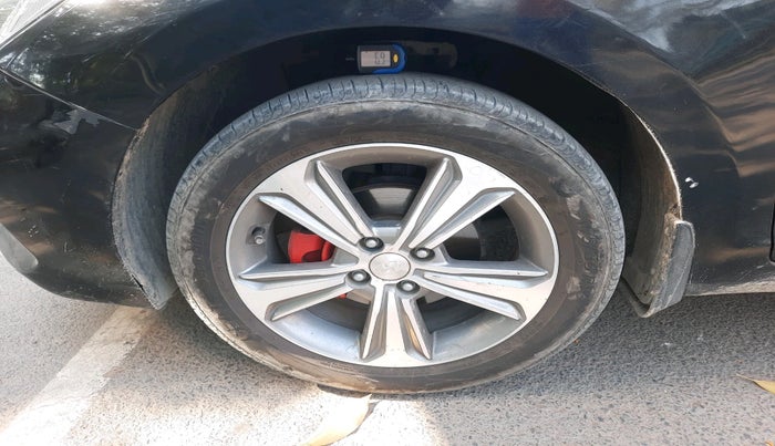 2018 Hyundai Verna 1.6 VTVT SX, Petrol, Manual, 65,649 km, tyre