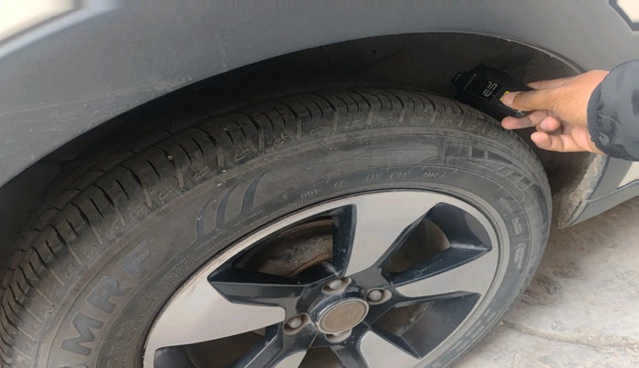 2018 Tata NEXON XZA PLUS DIESEL, Diesel, Automatic, 1,21,830 km, tyre