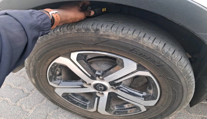 2021 Tata NEXON XZ PLUS PETROL SUNROOF, Petrol, Manual, 1,13,859 km, tyre