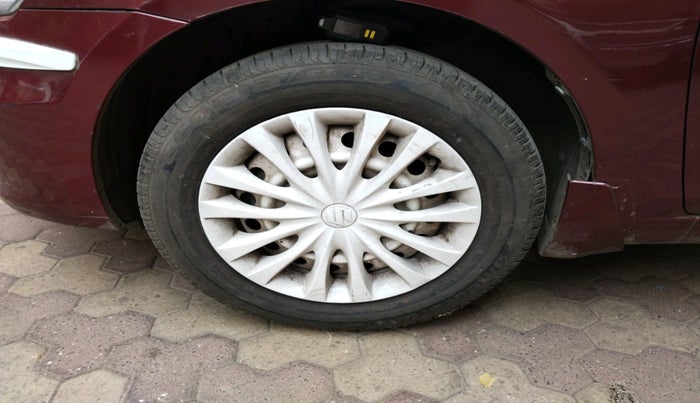 2014 Maruti Ciaz VXI, Petrol, Manual, 58,054 km, tyre