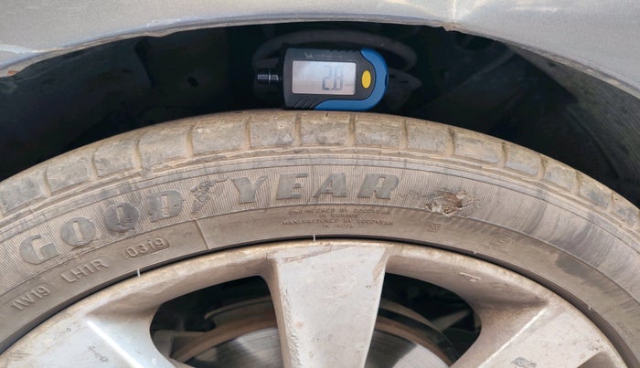 2012 Hyundai Verna FLUIDIC 1.6 VTVT SX, Petrol, Manual, 86,639 km, tyre