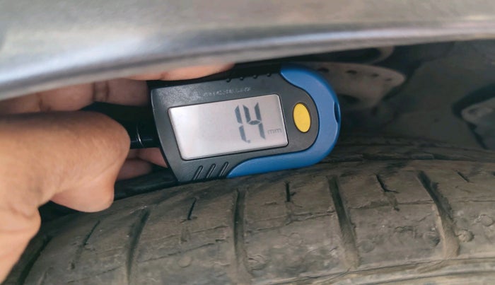 2012 Hyundai Verna FLUIDIC 1.6 VTVT SX, Petrol, Manual, 86,639 km, tyre