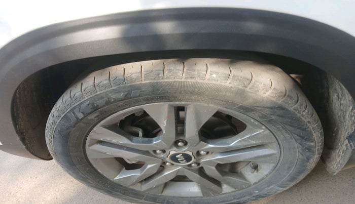 2020 KIA SELTOS HTX IVT 1.5 PETROL, Petrol, Automatic, 1,49,785 km, tyre