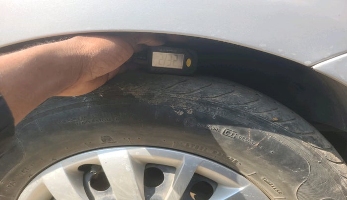 2014 Hyundai i10 SPORTZ 1.1, Petrol, Manual, 28,696 km, tyre