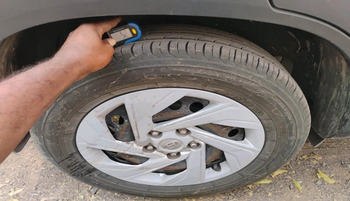 2021 Hyundai Creta E 1.5 DIESEL, Diesel, Manual, 79,405 km, tyre