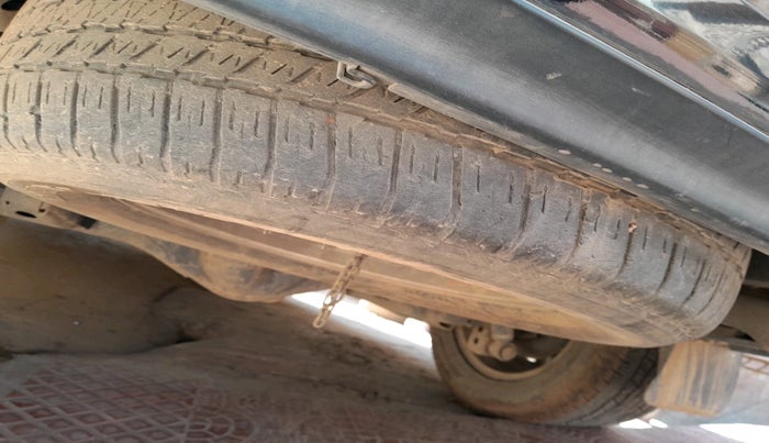 2018 Toyota Fortuner 2.8 4X4 AT, Diesel, Automatic, 1,50,569 km, tyre