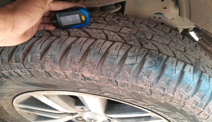 2018 Toyota Fortuner 2.8 4X4 AT, Diesel, Automatic, 1,50,569 km, tyre