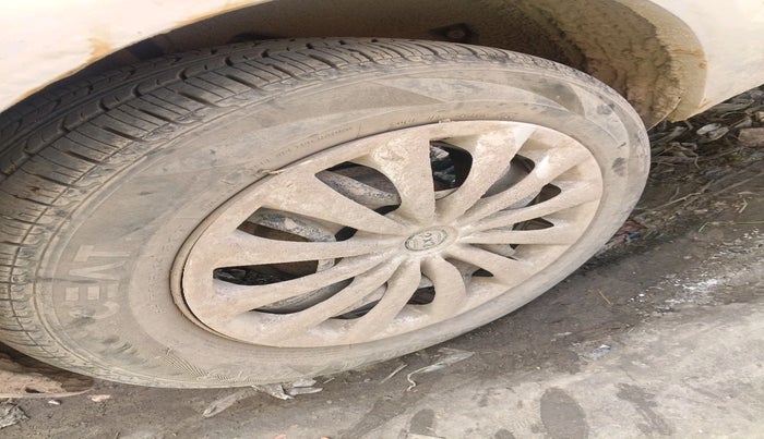 2018 Tata Tiago XZ PETROL, Petrol, Manual, 51,895 km, tyre